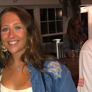 Meet your Posher, Clare